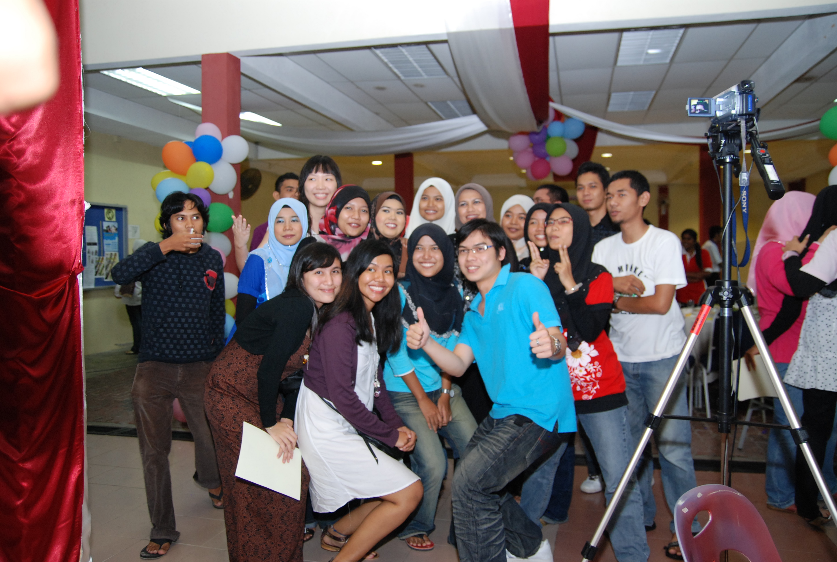 CyberNight09 184